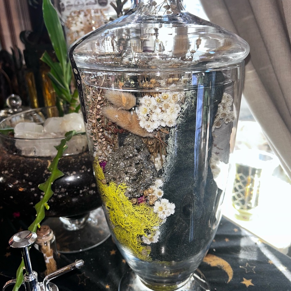 Vegan alligator head w hand picked flowers and pyrite
